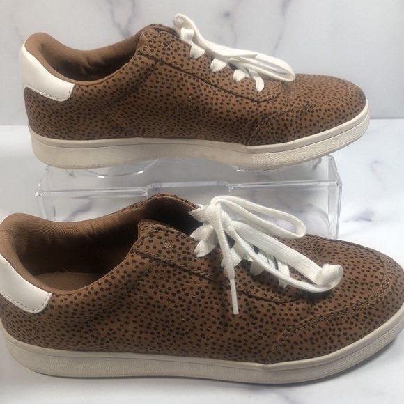 Old Navy Shoes - Old Navy Soft-Brushed Faux-Suede Sneakers Cheetah Print Size 8